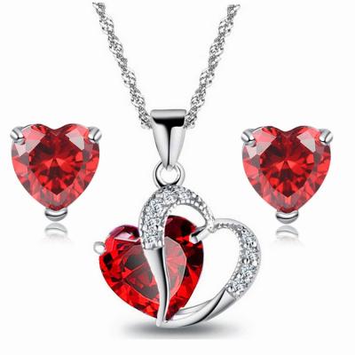 China CLASSIC European and American Hot Selling Cubic Heart Classic Zircon Necklace Earring Set Female Retro Jewelry for sale