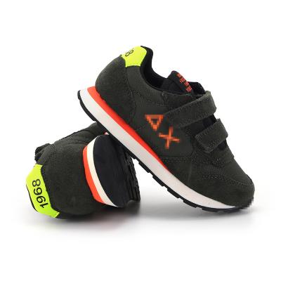 China Designer Kids Casual Shoes Mix Men's And Women's Sports Shoes Children's Cushioning for sale