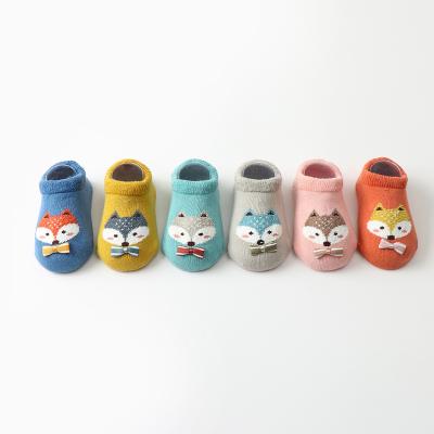 China Good Quality Anti-slip Cotton Animal Toddler Socks Anti-Silp Baby Infant Baby Socks for sale