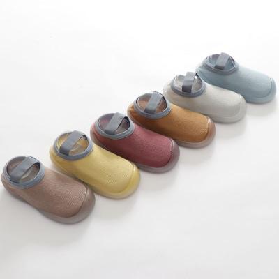 China OEM&ODM Breathable Soft Rubber Soles Baby Boots Non Slip Baby Socks for sale