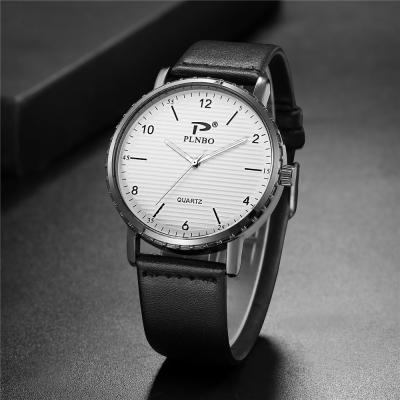 China Water Resistant Mens Watch Quartz Watch Band Sports Leather Black Dial Analog Military Men's Watch for sale