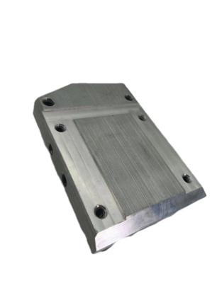 China Aluminum Extruded and Machined Door Support Part en venta