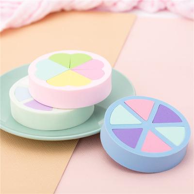 China New Arrival Latex Melason Free Cake Make Up Cosmetic Puff Super Soft Color Change Makeup Sponge Set Latex Loose Face Powder Puff for sale