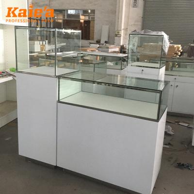 China Unique Fancy Standard Glass Jewelry Store Display Showcase Jewelry And Shop Counter for sale