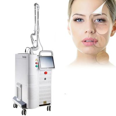 China 10600nm Fractional CO2 laser Machine 1W - 60W Laser Machine For Scar Removal for sale