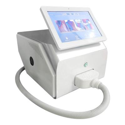 China 4 Wellenlänge Portable Diode Laser Maschine 800W / 1000W Laser Haarentfernung Portable Maschine zu verkaufen