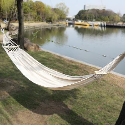 China Outdoor Comfortable Camping Hot Selling Hammock Indoor Garden Canvas Leisure Hammock Rope Foldable Swing for sale