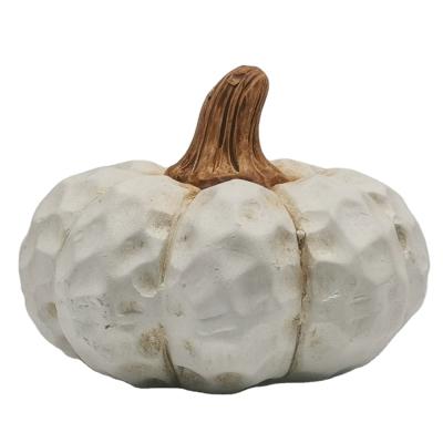 China Europe Home Decor Halloween Decoration Ceramic Pumpkin Sculpture for sale