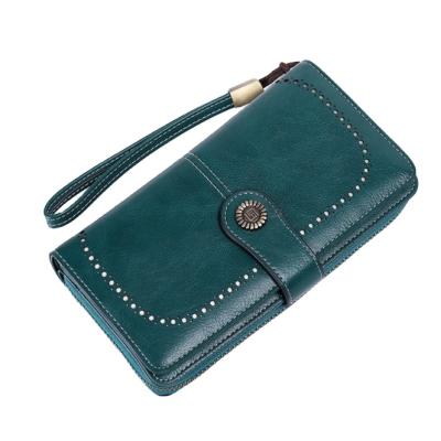 China Wind Proof Women RFID Wallet With Zipper Pocket for sale