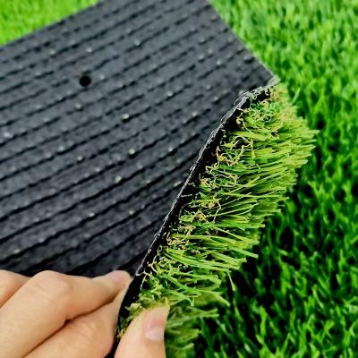 China Green Landscape And Sports Lawns Artificial Turf Carpets 15/30cm Landscape Grass Carpet for sale