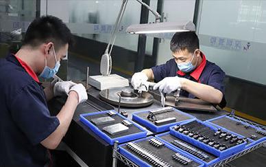 Verified China supplier - Shenzhen Yuhe Diamond Tools Co., Ltd.