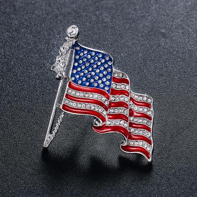 China Newest Jewelry Decoration Fashion Jewelry Silver Plated Oil Drop American Flag Brooches Shiny Rhinestone USA Flag Brooch Pins For Party for sale