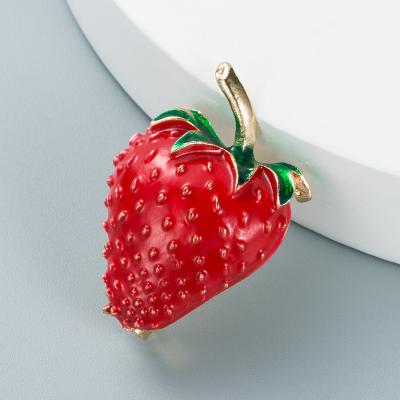 China 2021 Cute High Quality 18K Gold Plated Strawberry Pins Drip Enamel Strawberry Fruit Brooch For Girls for sale