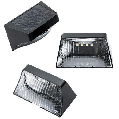 China Do ABS solar exterior decorativo das luzes do OEM IP65 luz posta solar do jardim à venda