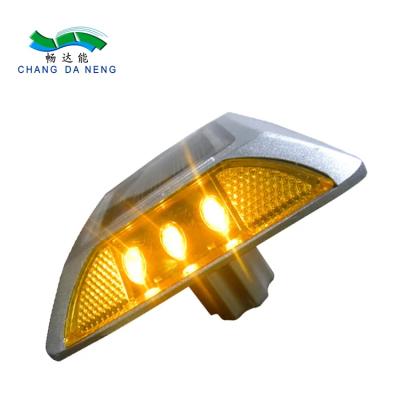 China Yellow 4 Inches Solar LED Road Reflectors 20 Tons Load Rating Te koop