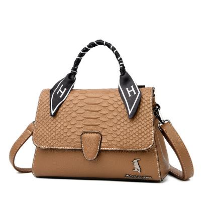 China Fashion 2022 luxury top handle bag winter fashion OL single shoulder stripe bag for sale