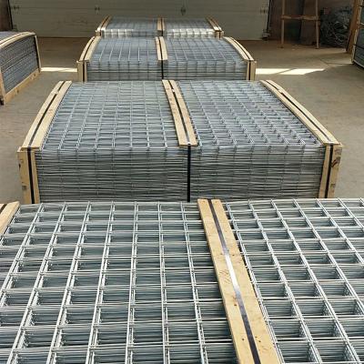 China Fence Mesh Hot-dipped Galvanized Welded Fence Wire Mesh Panel for sale