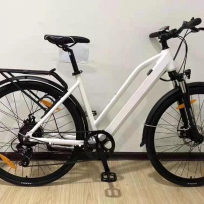 China 2022 Aluminum Alloy 36V 250W 13AH 700C City Electric Bicycle Urban Commuter Bike For Adults Made In China Ebike-004 for sale