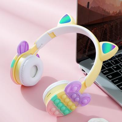 China Headband 2022 Kids Earphone Cat Ear Light Handsfree Wireless Earphone Wireless Headphones Earbuds for sale