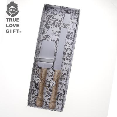 China Stainless Steel Wedding Cake Knife and Server Set Natural Stainless Steel Party Decor Burlap Wooden Heart Cutlery Rose Flower Serveing ​​For Wedding for sale