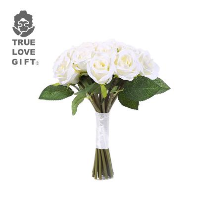 China Wedding Silk Turnout Flowers Bridal Bouquet Design New Wholesale Bride's Turnout Bouquet Artificial Flower White Wedding Bouquet for sale