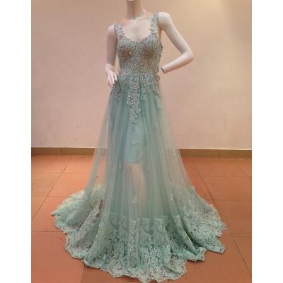 China Anti-Static Flower Spaghetti Strap See Through Elegant Tulle Fabric Bridesmaid Dress for sale