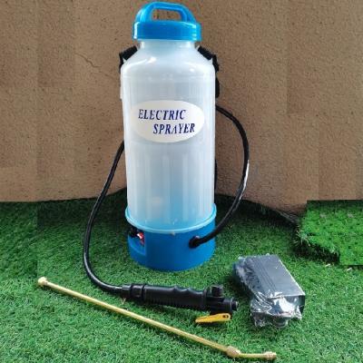 China Agricuture 5lt euro mini practical electric boom pump battery power sprayer for sale