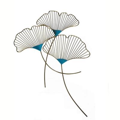 China Global Handmade Metal Wire Craft Gold Ginkgo Leaf Wall Art for sale