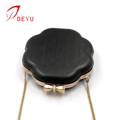 China For New Handbag Design Flower Shaped Open Channel Metal Wallet Frame Custom Luggage Hardware Accessories for sale