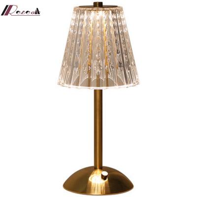 China New Modern Luxury Crystal Nordic Home Bedside Bedroom Light Table Lamp Creative Warm Night Lamp for sale