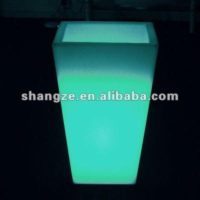 China Waterproof Plastic Led Flower Pot With 16 Colors Tall Shape Large Size for sale