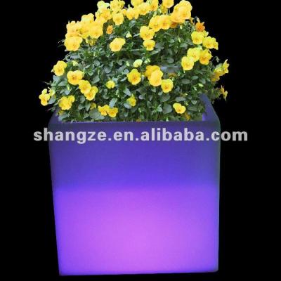 China Waterproof Outdoor Square Led Planter Flower Pots / Led Light Garden Flower Pot for sale