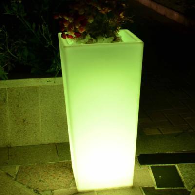 China Waterproof LED Lighted Planter Pots / LED Flower Pot Wholesale for sale