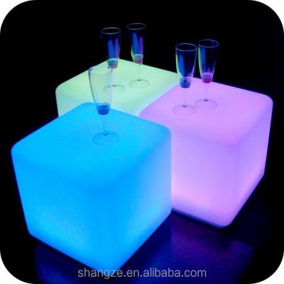 China Event Led Cube Chairs / Led Outdoor Light Cube / Polyethylene Led Cube for sale