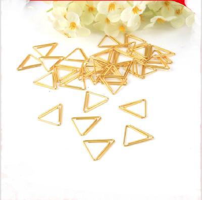 China High Quality Personalized New Design Office and School Triangle Gold Paper Clip for School Office for sale