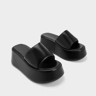 China Luxus-Frauen-Sandalen mit hohen Absätzen-Schweizer-Leder-Rubber-Außensohle Schaf-Sue-Verschluss zu verkaufen