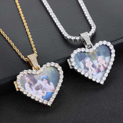 China Environmental Friendly Custom Diy Heart Photo Pendant Jewelry Silver Frame Picture Charms Pendant Heart Pendant With Photos for sale