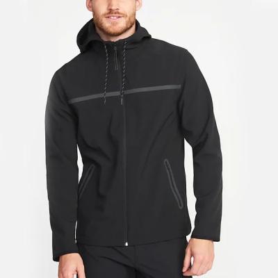 China Durable OEM Black Zipper Closure Hooded 100% Polyester Soft-SHELL Jacket For Men for sale