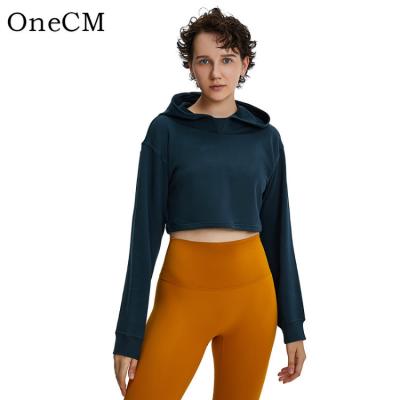 China Custom Anti-Wrinkle New Fitness Tops Color Short Women Long Sleeve Hooded Sport Sweatshirts for sale