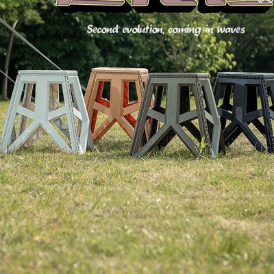 China Hot Selling Foldable Step Outdoor Portable Light Weight Foldable Safety Non-slip Plastic Resting Stools for sale