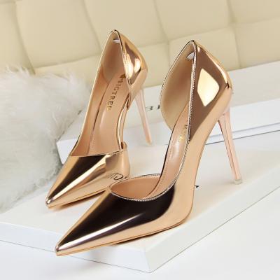 China New 10.5cm female fashion trend summer high heels good pointed nightclub women's bright wedding leather shoes for sale