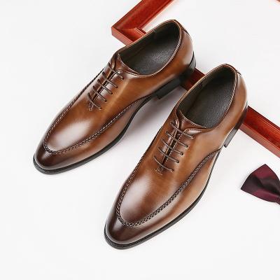 China Fashion Trend High Quality Patent Leather Oxford Men Shoes Classic Lace Up Business Dress Men Suit for sale