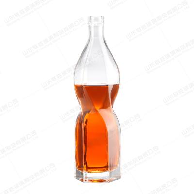 Cina 300 ml bottiglie di vino in vetro colorato in PVC Riducibile Capsula Dimensioni personalizzate in vendita