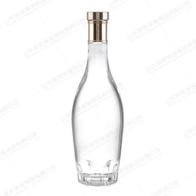 China Healthy Lead-free Glass 500ml Classic Design Vodka Brandy Liquor Glass Bottle with Corks for sale