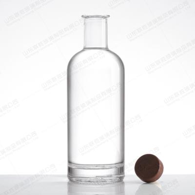 China Bottle Material Healthy Lead-free Glass 500ml 700ml Glass Wine Liquor Drinking Bottle for sale