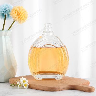 Chine Bouteille en verre rond ambrée claire de Boston pour la médecine liquide 500 ml Matériau de base verre BRANDY à vendre