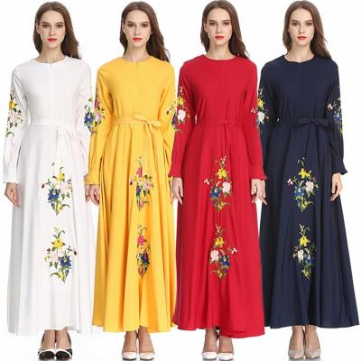 China Viable Women's Round Neck Strawberry Sleeve Embroidery Floral Long A Line Swing Flared Drees Women's Maxi Dress for sale