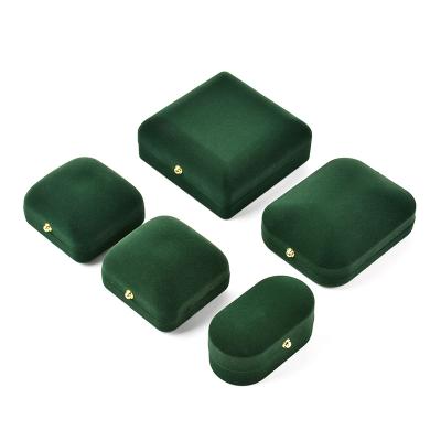 China PSB Recyclable Wholesale Green Velvet Jewelry Box Jewelry Packaging Box for sale