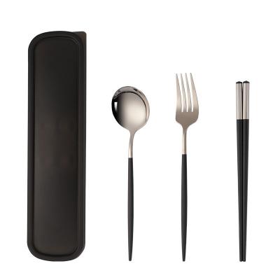 China Stocked stainless steel drinkware set gold cutlery set chopsticks restaurant spoon and fork set with gift box for sale