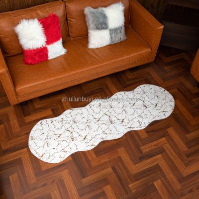 China Stain Resistant Marbling Carpet Filler Home Decoration Gold Stamping Hairy Rugs Cheap Cozy Rugs And Blankets for sale